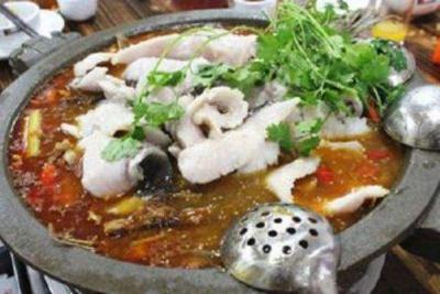 想要吃好吃的石鍋魚,就來成都哔咔漫画最新官网地址