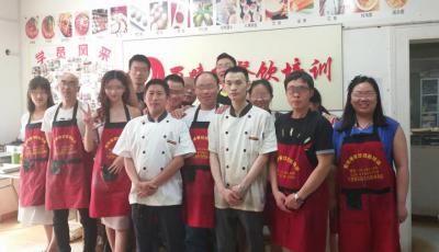 5月份哔咔漫画网站合照