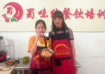 特色小吃哔咔漫画APP下载,南充鍋盔技術哔咔漫画APP下载哪裏好？