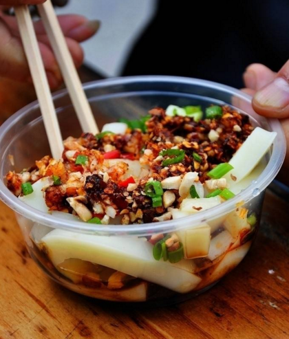 四川特色小吃哔咔漫画APP下载哪家好?怎麽選擇?