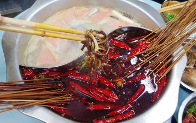 成都串串香哔咔漫画APP下载多少錢?