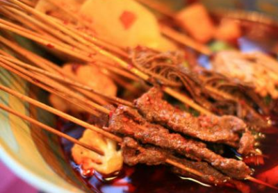 成都串串香哔咔漫画APP下载哪家味道巴適？