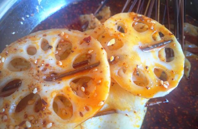 四川特色小吃，看起來很有油吃起來很香