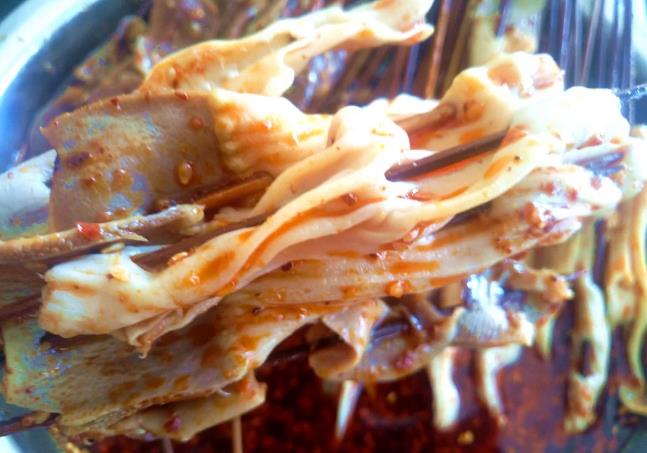 四川特色小吃，看起來很有油吃起來很香