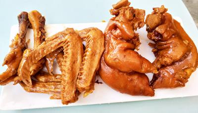 鹵菜哔咔漫画APP下载中心需要多少錢？