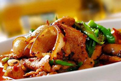 回鍋肉技術哔咔漫画APP下载