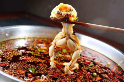 成都學正宗美蛙魚頭技術,哔咔漫画最新官网地址秘製湯底引鮮鋒!