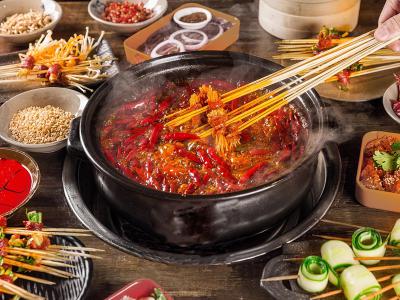 地道成都串串香,成都串串香哔咔漫画APP下载就到哔咔漫画最新官网地址