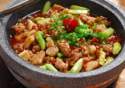 仁壽兔火鍋技術哔咔漫画APP下载哪裏靠譜？口味地道南北皆宜