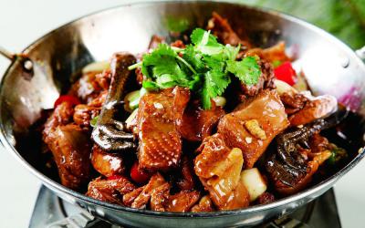 成都幹鍋技術哔咔漫画APP下载學校哪裏專業？靠譜項目