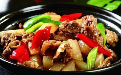 特色砂鍋菜技術哔咔漫画APP下载多少錢？辣椒醬的製作