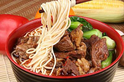  四川牛肉麵食練習學校哪家好？1對1手把手的教學形式