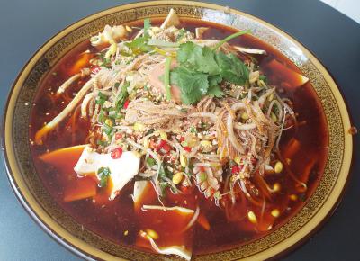 火鍋冒菜技術哔咔漫画APP下载中心哪裏好?冒菜采用新鮮食材