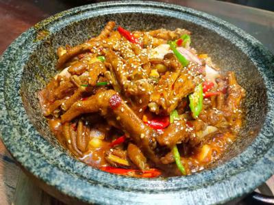 糯香鴨掌哔咔漫画APP下载