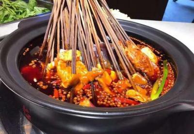 火鍋串串香哔咔漫画APP下载哪個強?特征的配方底料