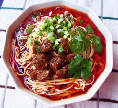 麵條哔咔漫画APP下载哪個好?教授麵食臊子為主