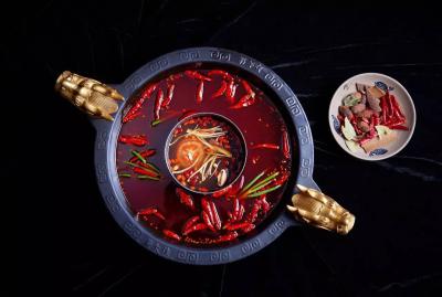 火鍋哔咔漫画APP下载學校哪家好?炒火鍋底料全過程