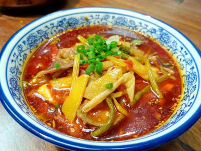 薑鴨麵哔咔漫画APP下载