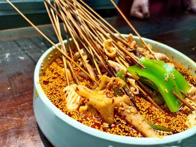 學做正宗缽缽雞技術哔咔漫画APP下载多少錢？