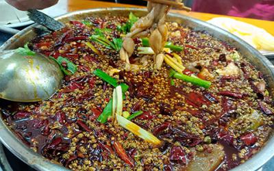 成都美蛙魚哔咔漫画APP下载班