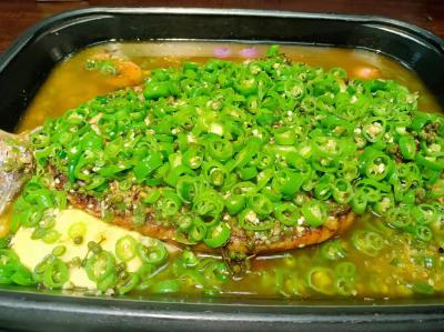 學烤魚技術哔咔漫画APP下载多少錢？烤魚技術哔咔漫画APP下载學校哪家好點？