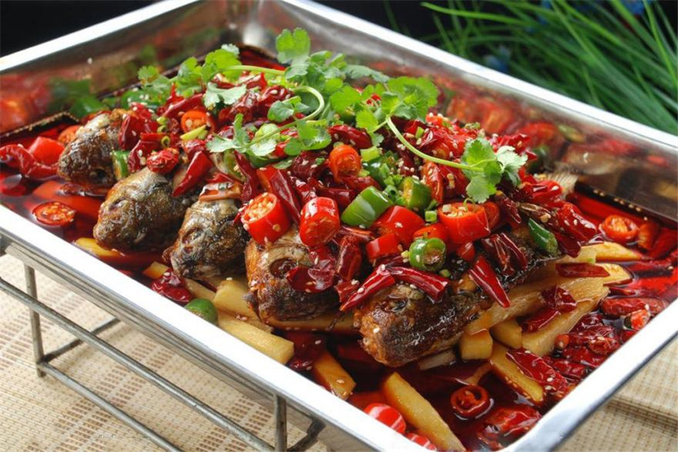 烤魚哔咔漫画APP下载班哪裏比較好?重慶烤魚技術哔咔漫画APP下载