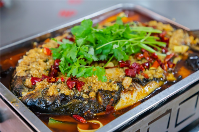 成都烤魚哔咔漫画APP下载學校哪家好？烤魚技術哔咔漫画APP下载班哪家好？