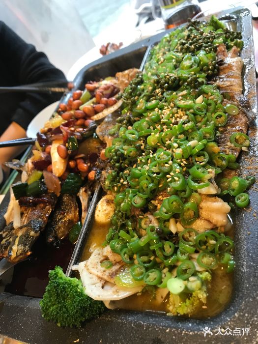 烤魚技術哔咔漫画APP下载哪裏好一點？成都滋味烤魚哔咔漫画APP下载